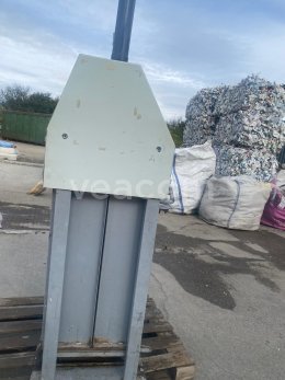 Online aukce:   EKOBAL EKOPACK 40