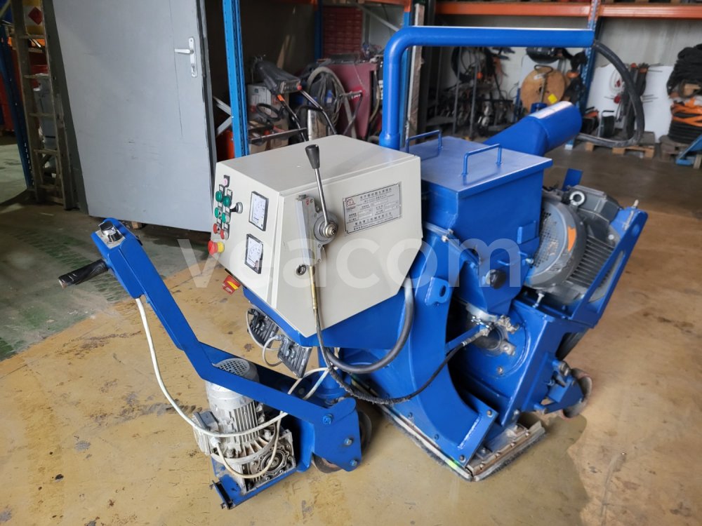 Online auction:  JING GONG QG550 + VYSÁVAČ