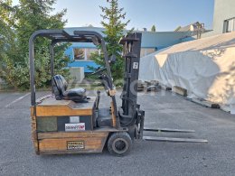 Online aukce: CATERPILLAR  EP 15 T 48E