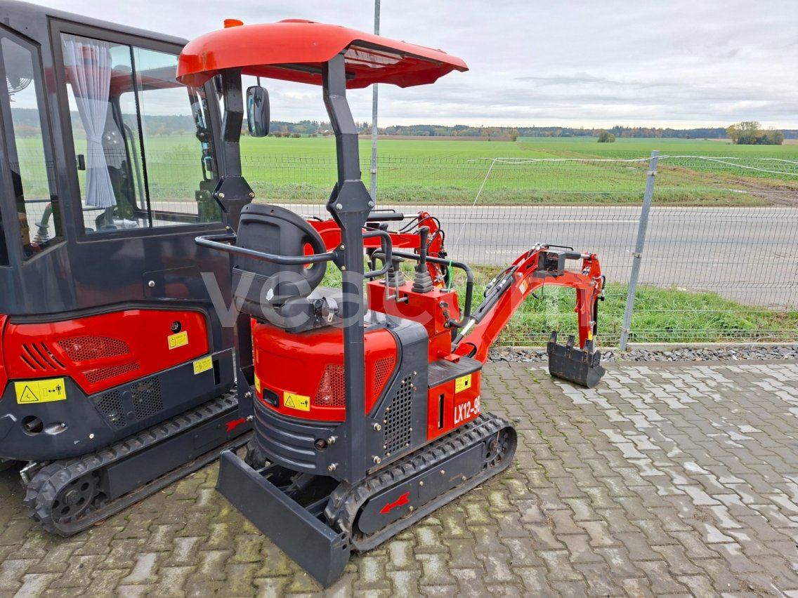 Online aukce: YTO  LX12-9B