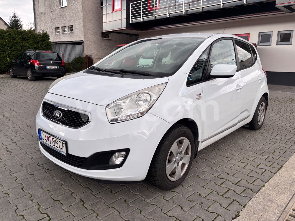 Online aukce: KIA  VENGA