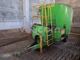 Online aukce:  ČERNÍN H11