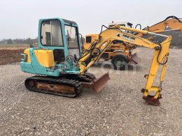 Online aukce: YANMAR  B 37-2A