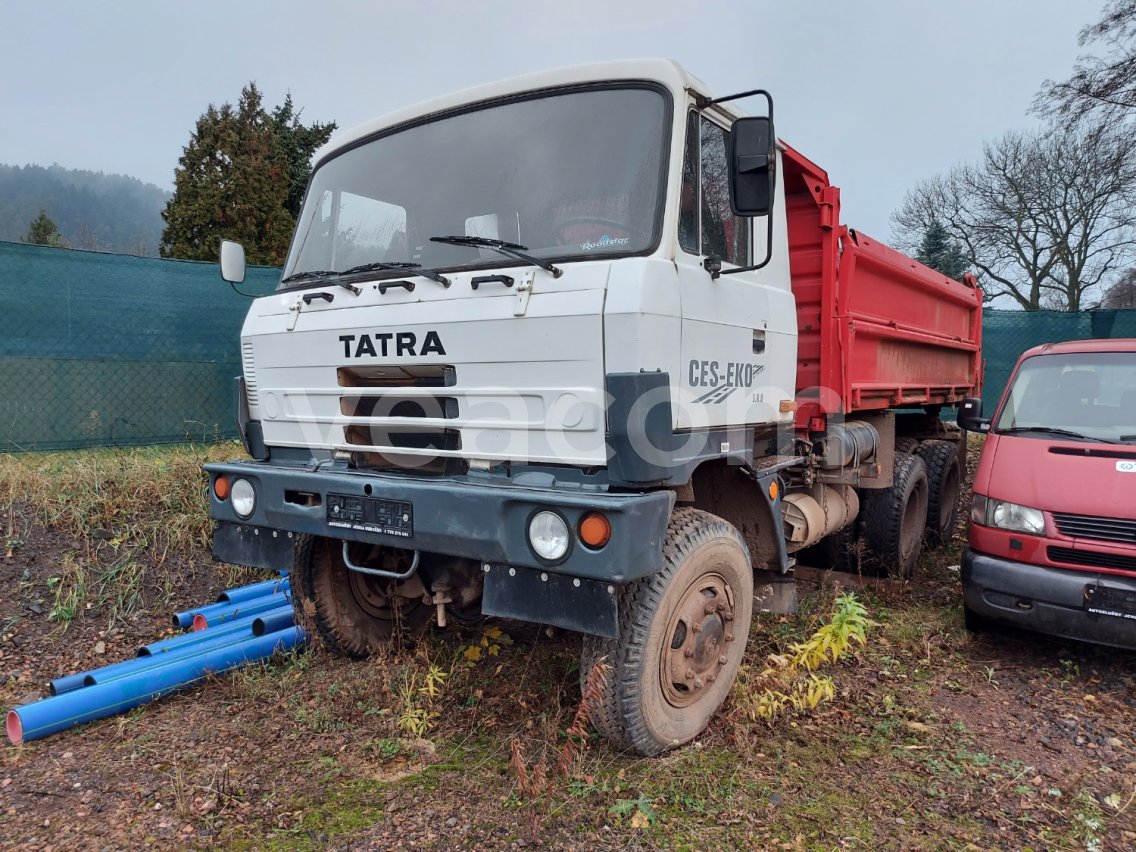 Online auction:   T 815 S3 26 208 6x6.2