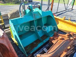 Online aukce:   LOPATA S VIBRAČNÍ DESKOU 180 CM