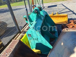 Online aukce:   LOPATA S VIBRAČNÍ DESKOU 180 CM