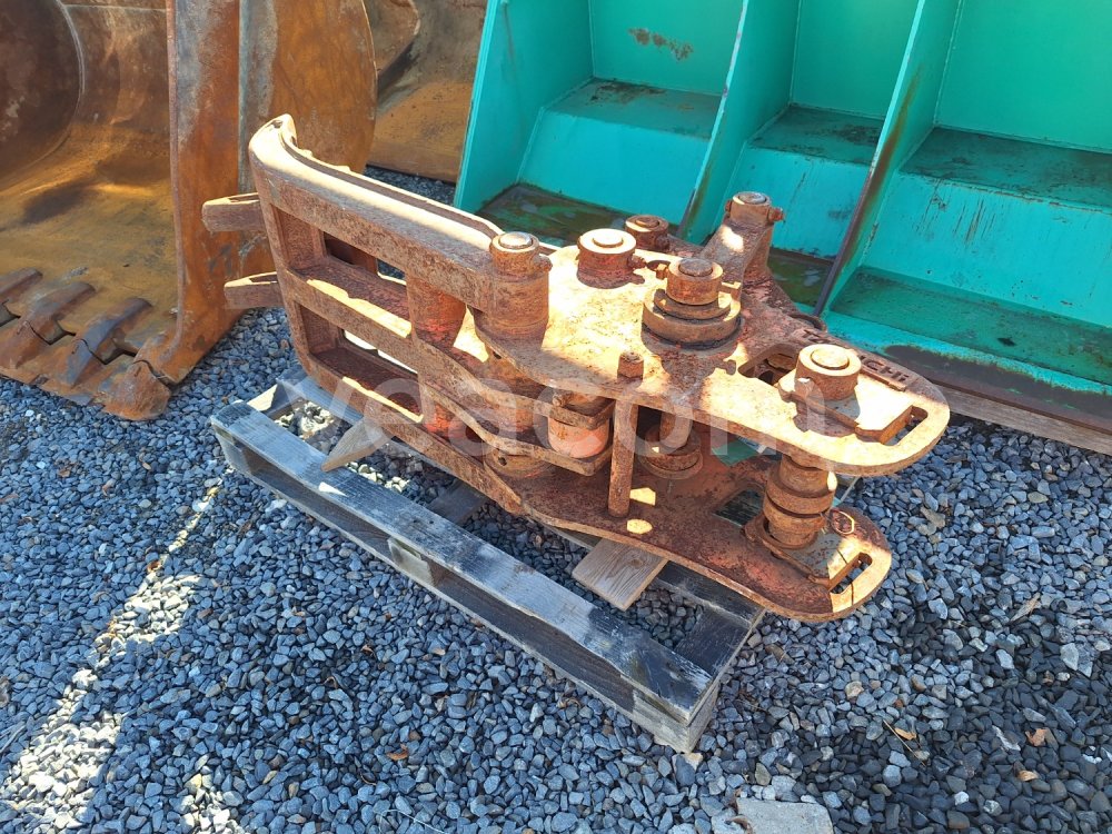 Интернет-аукцион:  DRAPÁK MECHANICKÝ NA BAGR