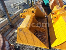 Online aukce:   LOPATA 200 CM