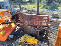 Интернет-аукцион:  DEMOLIČNÍ KLEŠTĚ NA BAGR - SPODNÍ