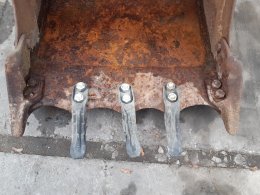 Online aukce: JCB  Lopata 75cm(3)