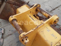 Online auction: CATERPILLAR  Lopata 75cm(4)