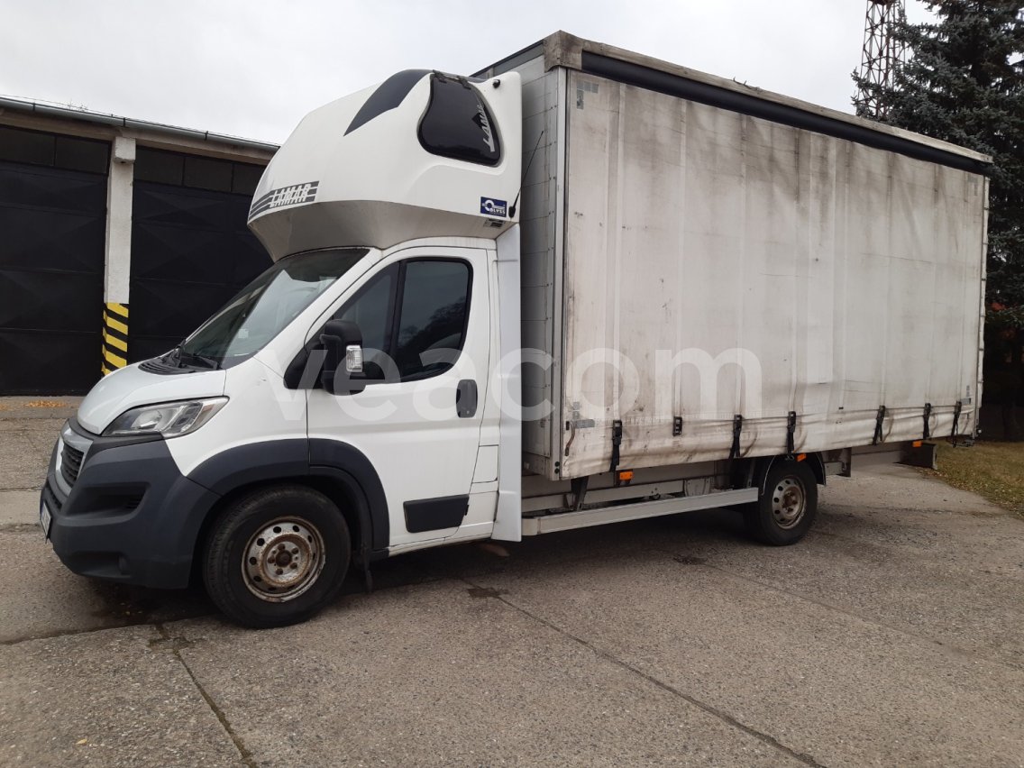 Online auction: PEUGEOT Boxer 