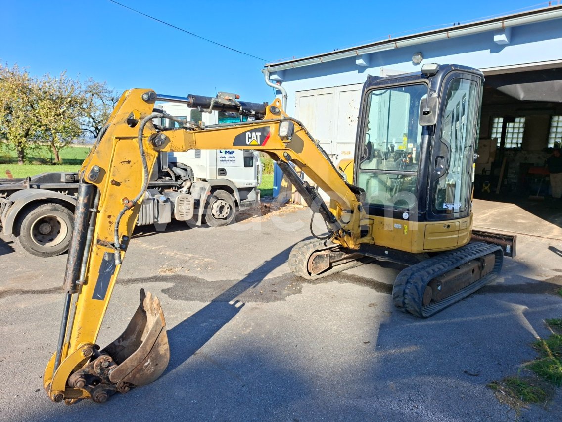 Online aukce: CATERPILLAR  303.5E