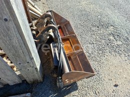 Online aukce:   HYDRAULICKÁ SVAHOVÁ LŽÍCE 140 CM (NA BAGR CAT 303.5E)