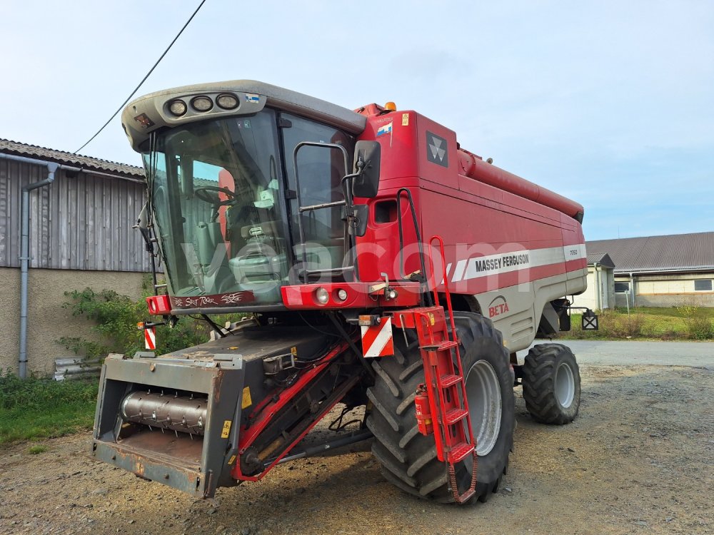 Online auction: MASSEY FERGUSON  7260 BETA