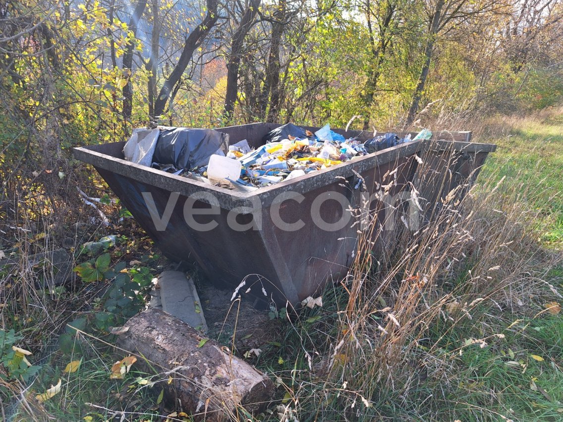 Online aukce:   KONTEJNER ŘETĚZOVÝ 1. 5M3