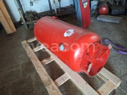 Online aukce:   TLAKOVÁ NÁDOBA ORLÍK S ŘÍZENÍM