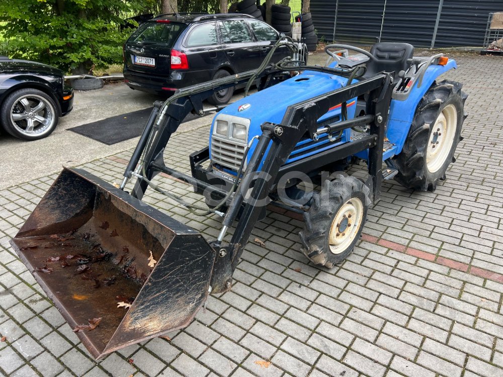 Online aukce: ISEKI  TF21F SIAL