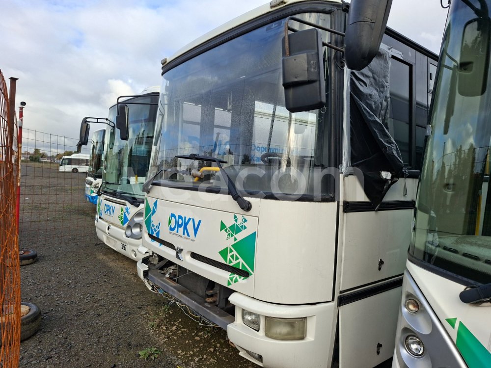 Aukcja internetowa: KAROSA  B 952.1718