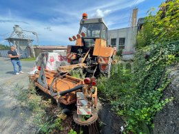 Online auction:   ZETOR 8701 SEŘEZÁVAČ KRAJNIC