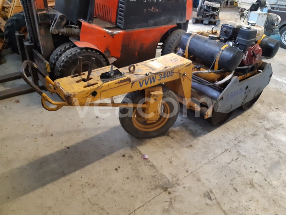 Online aukce: STAVOSTROJ  VV W 3405