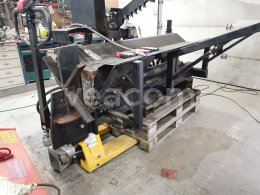 Online aukce:   Řezací automat na dřevo