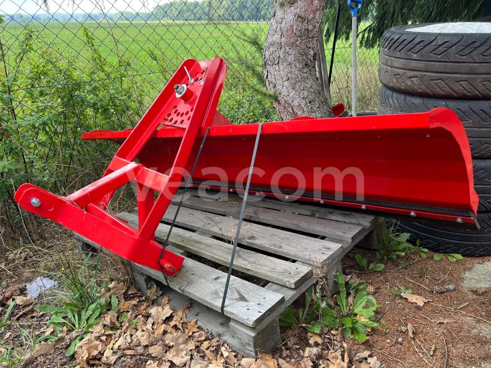 Online aukce:  SNĚHOVÁ RADLICE 180CM ZA MALOTRAKTOR