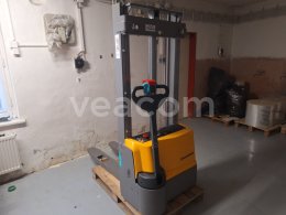 Online aukce: JUNGHEINRICH  EJC M 10