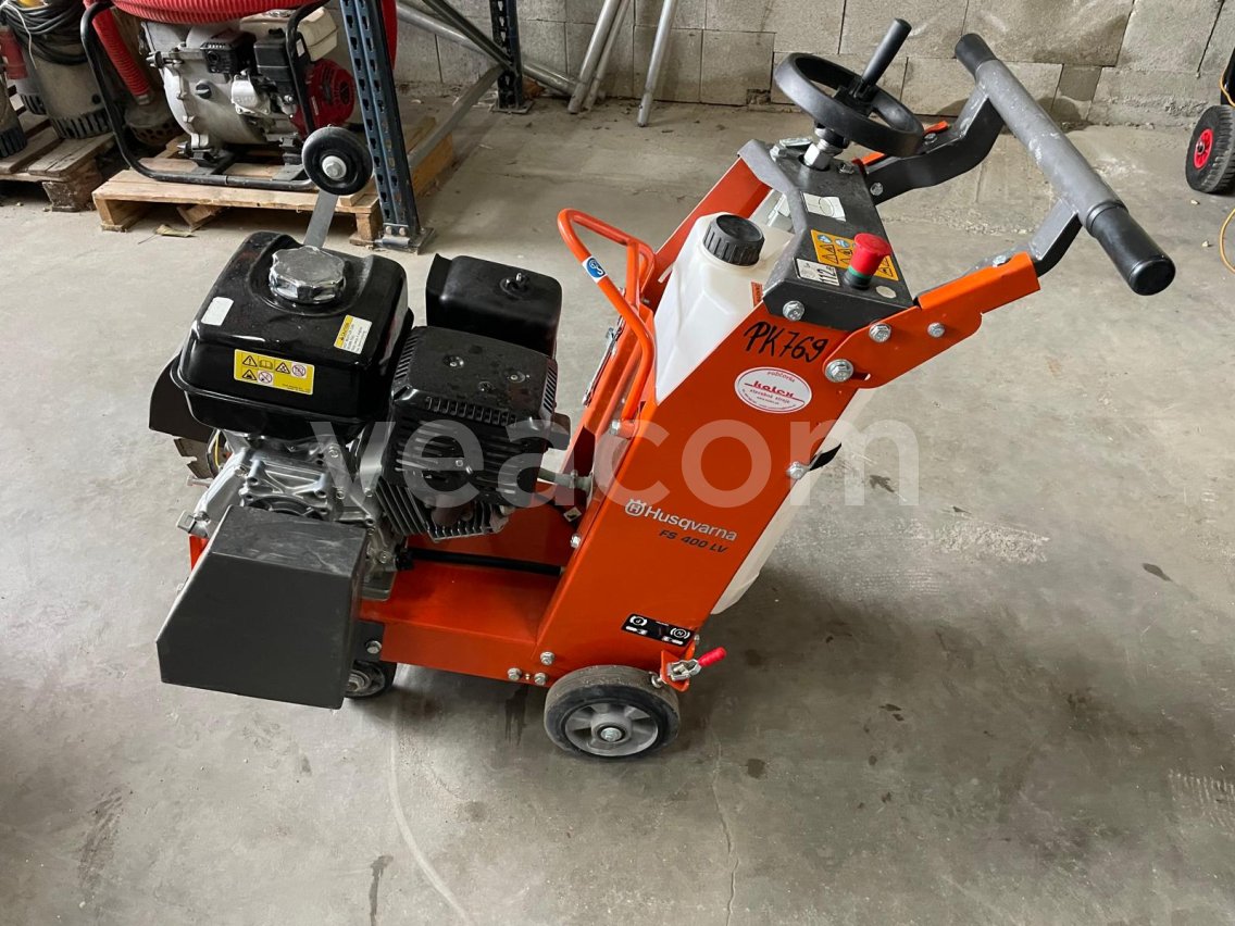 Online aukce: HUSQVARNA  FS400 LV
