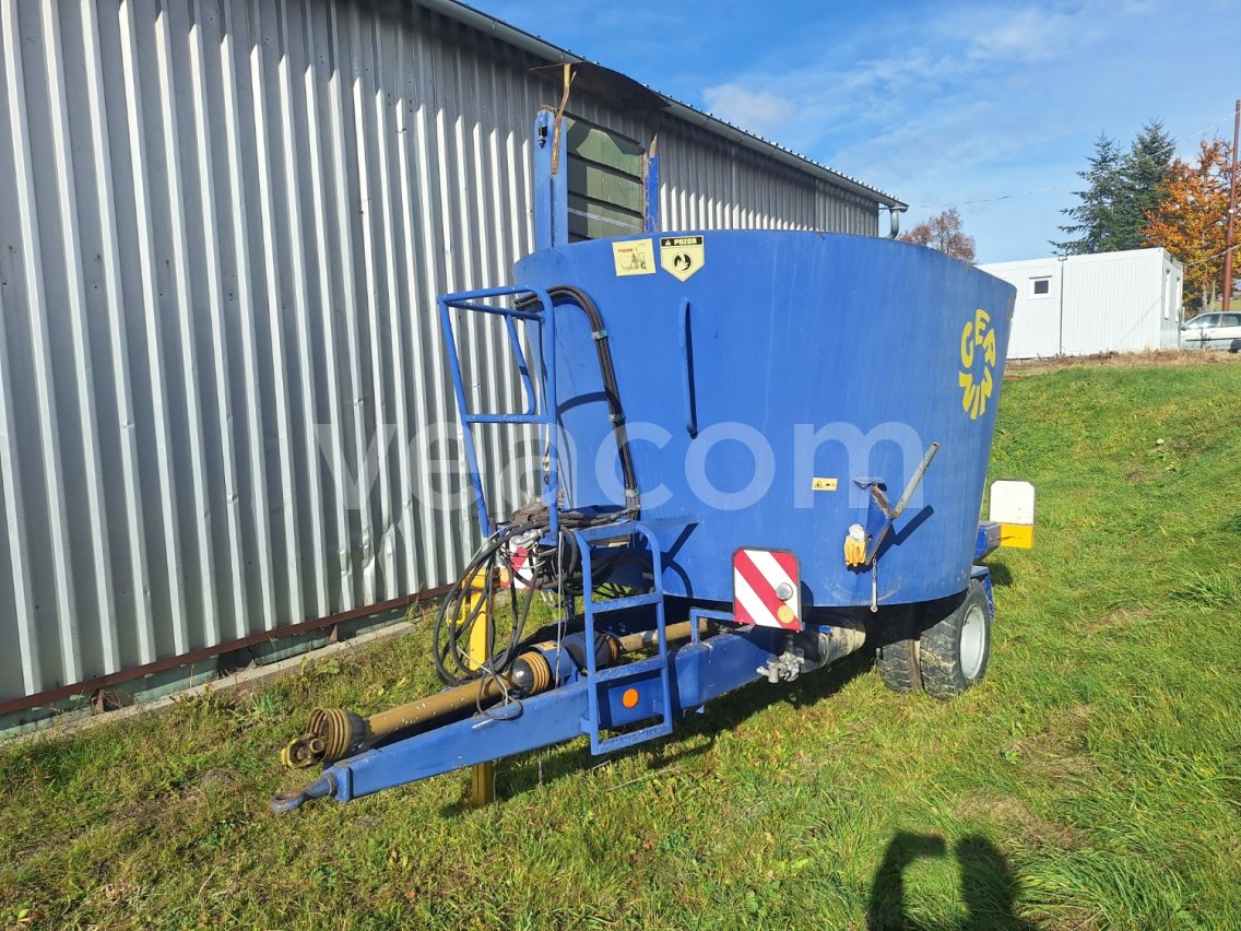 Aukcja internetowa:   ČERNÍN MK9 - MOBILNÍ KOMPOSTÁRNA