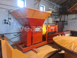 Online aukce:  NOVER  BPS-02 - BUBNOVÁ PROSÉVAČKA SUBSTRÁTŮ