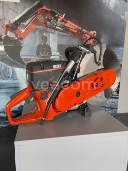 Online aukce: HUSQVARNA  K770