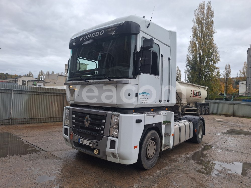 Online aukce: RENAULT  MAGNUM 480