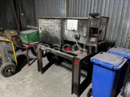 Online aukce:   LOUPAČKA KABELŮ