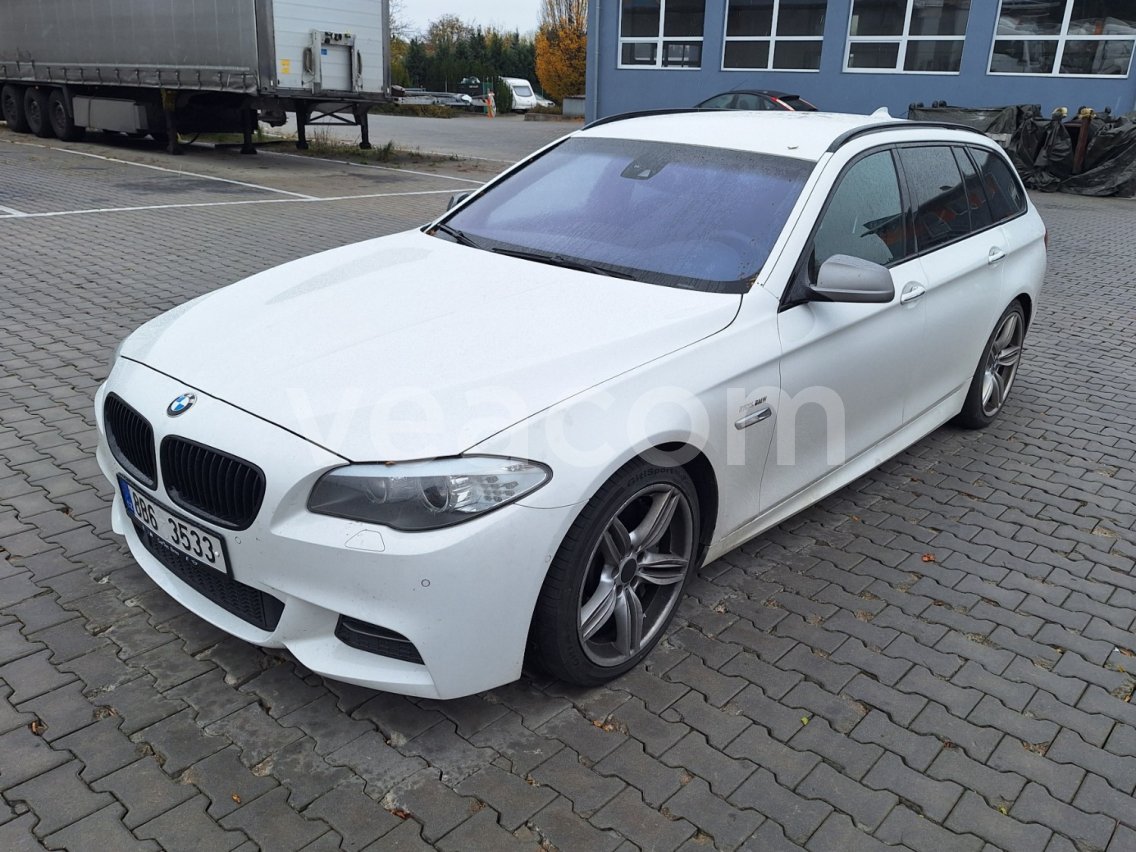Online aukce: BMW  M 550 D XDRIVE 4X4