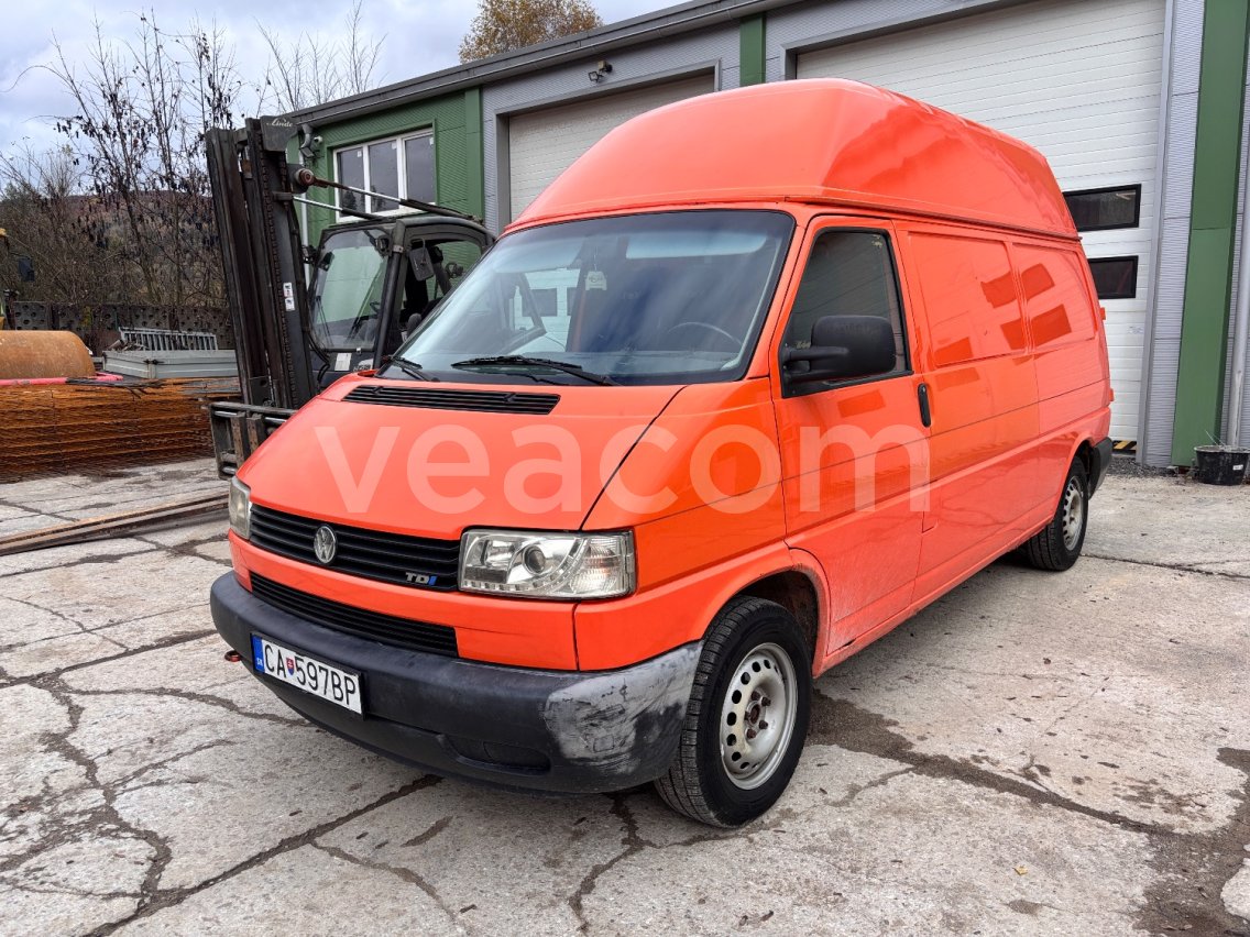 Online aukce: VW Transporter 
