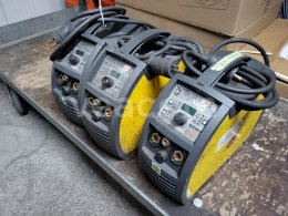 Online aukce:  CEA  1 X RAINBOW 201 HF, 2 X RAINBOW 202 HF PRO