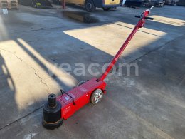 Online aukce:  HEVER AY80