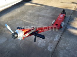 Online aukce:   HEVER AY80