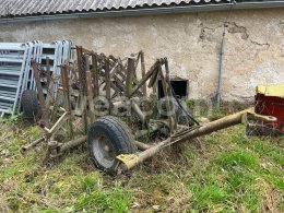 Online aukce:   BRÁNY TAŽENÉ 8M