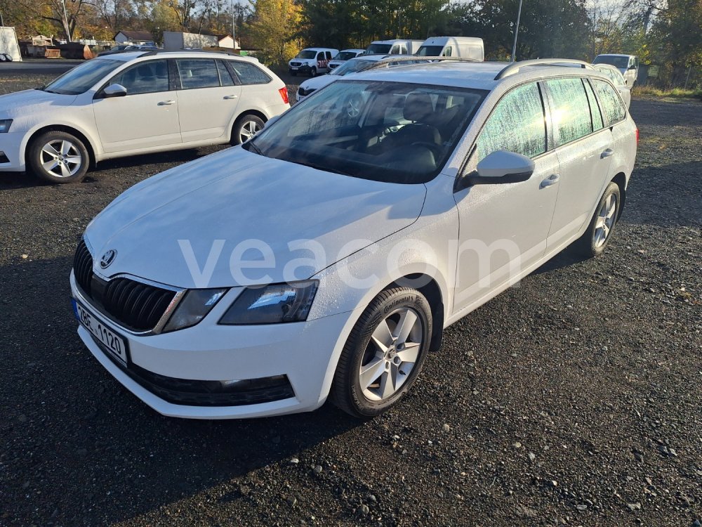 Online auction: ŠKODA  OCTAVIA