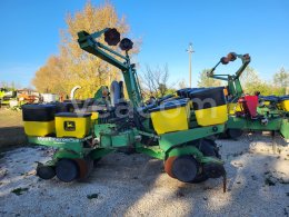 Online aukce: JOHN DEERE  1760 CONSERVATION