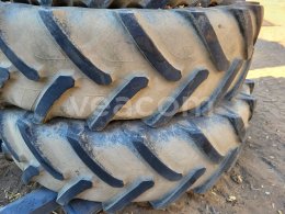 Online aukce:   NEKOMPLETNA SADA PRÍDAVNÝCH KOLIES NA CLAAS ARES697/ JOHN DEERE