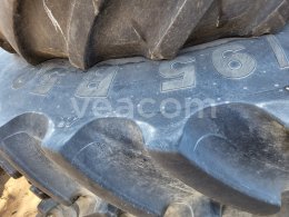 Online aukce:   4KS KOLA NA CLAAS AXION SERIA 800