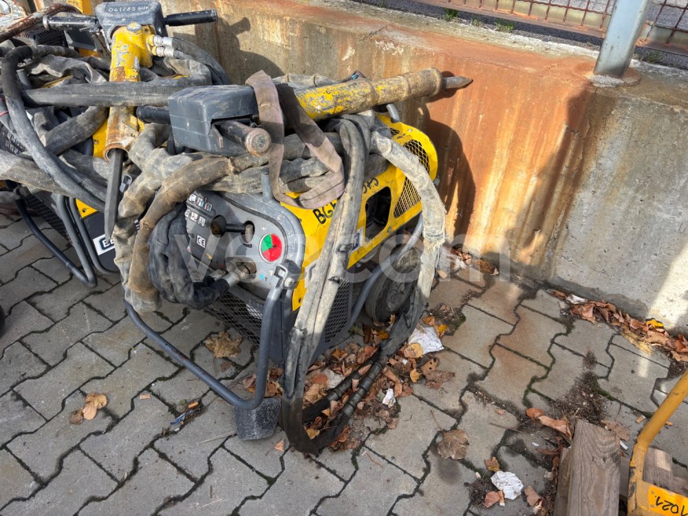 Online auction: ATLAS  COPCO LP9-20P