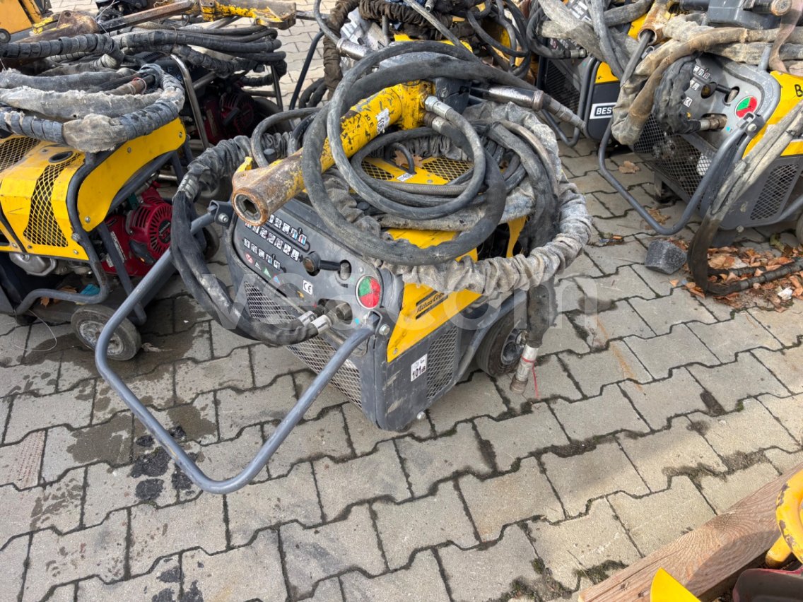 Online aukce: ATLAS  COPCO LP9-20P