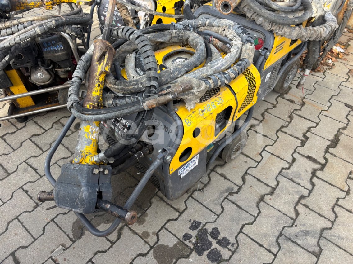 Online aukce: ATLAS  COPCO LP9-20P