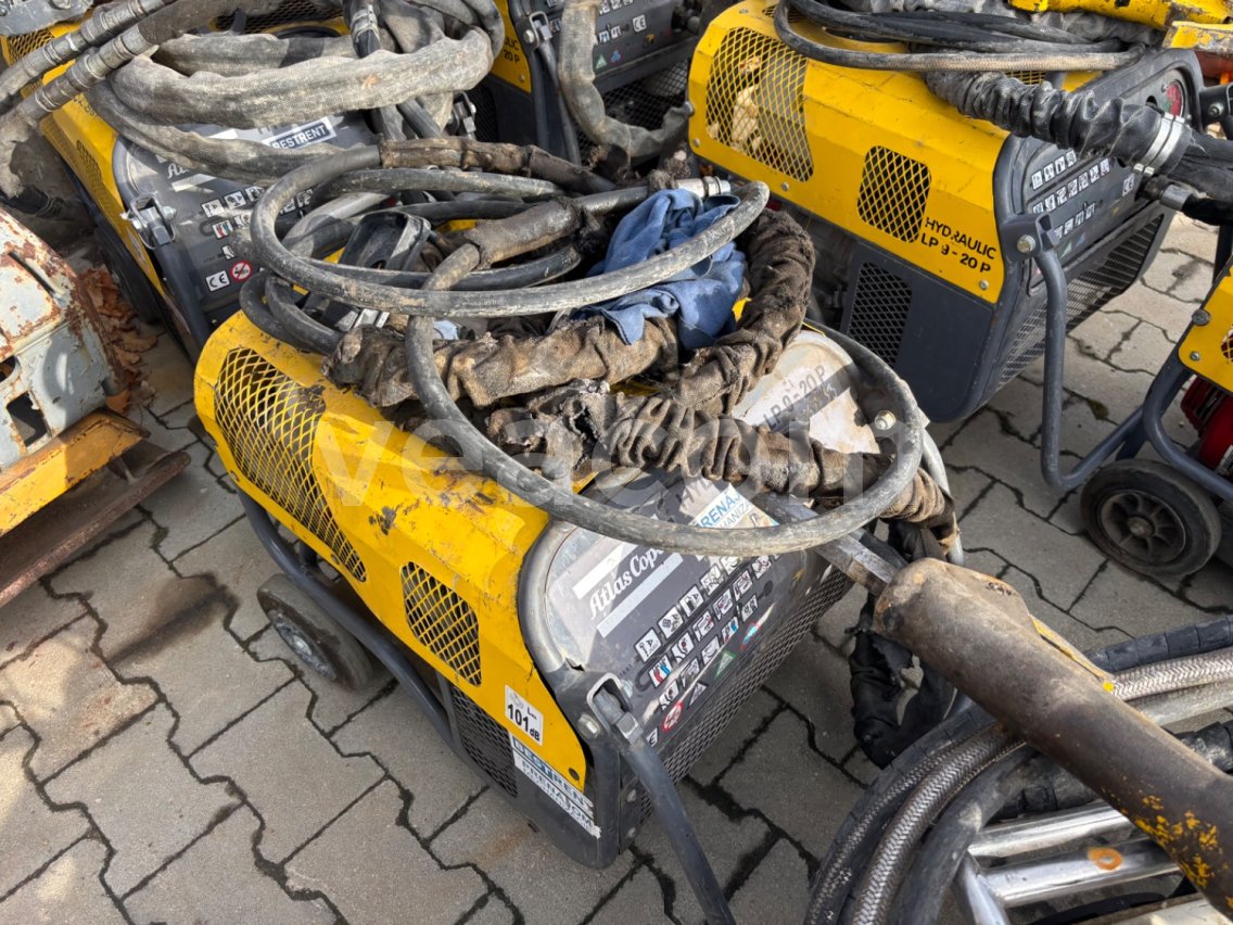 Online aukce: ATLAS  COPCO LP9-20P