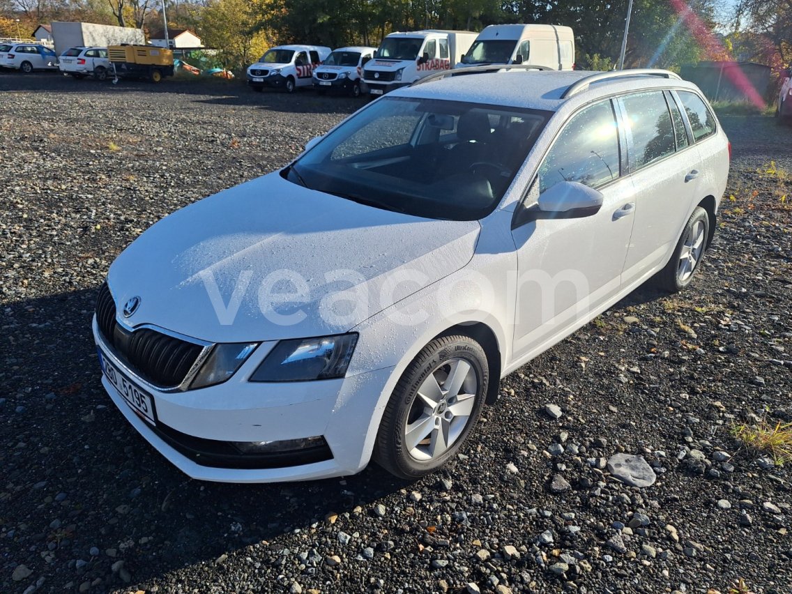 Online aukce: ŠKODA  OCTAVIA