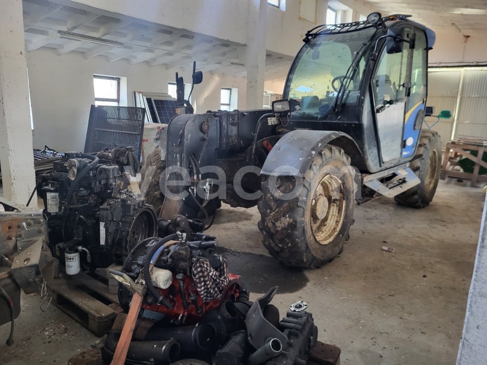 Online auction: NEW HOLLAND  LM5060